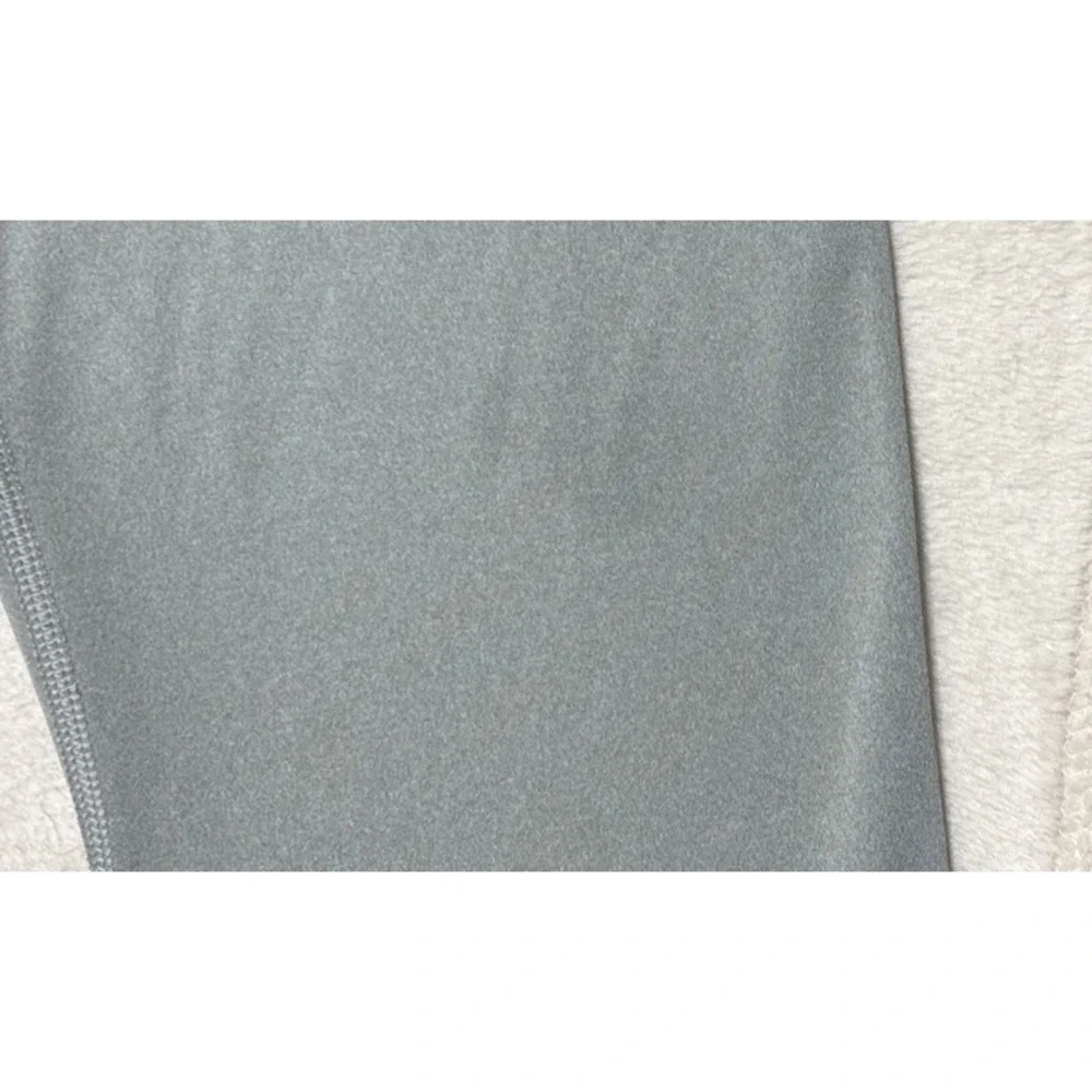 Nike Yoga Womens Size Large 7/8 Compression Leggings Light Green